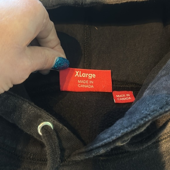 SUPREME World Famous Silver Sequin Logo Hoodie - Picture 6 of 10